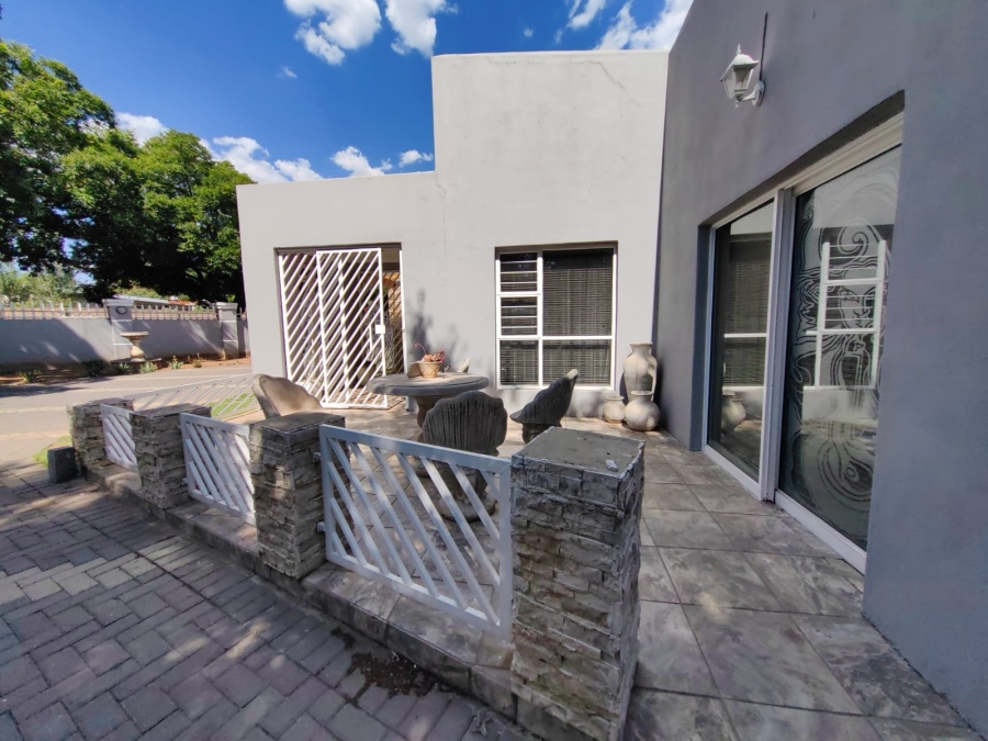 4 Bedroom Property for Sale in Baillie Park North West